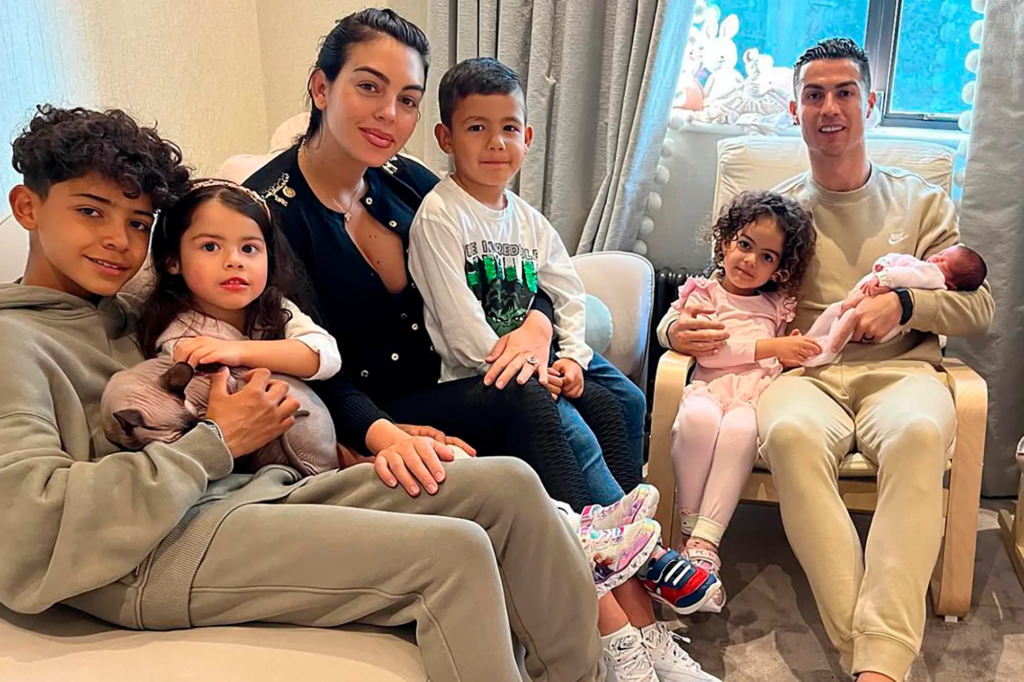 Cristiano Ronaldo  Children and Family