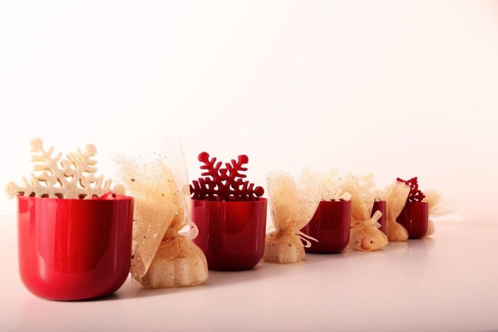 How to Bring the Holiday Season into Your Home with the Right Touches 