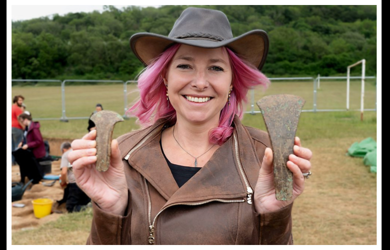 Digging for Britain: Discover the Hidden History of Ancient UK Settlements